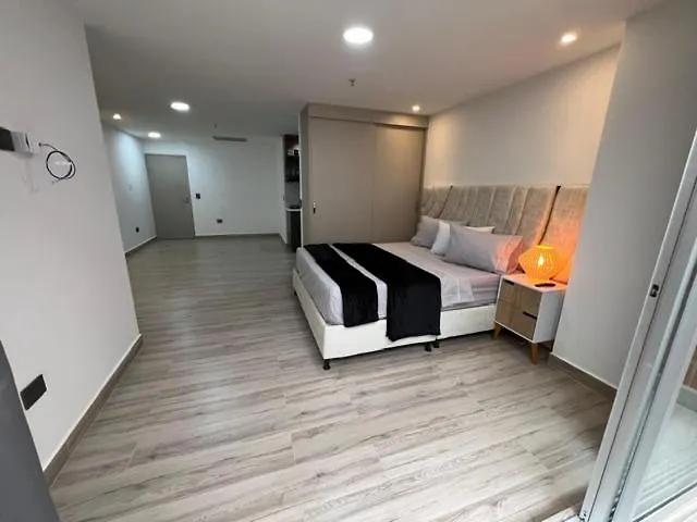 Suite De Lujo Medellin 0*,  Colombia